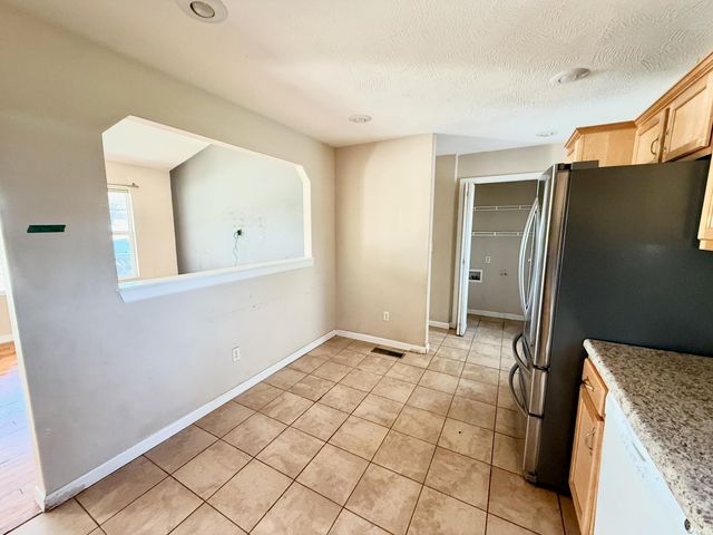 1341 N Fremont Avenue, Springfield, MO 65802