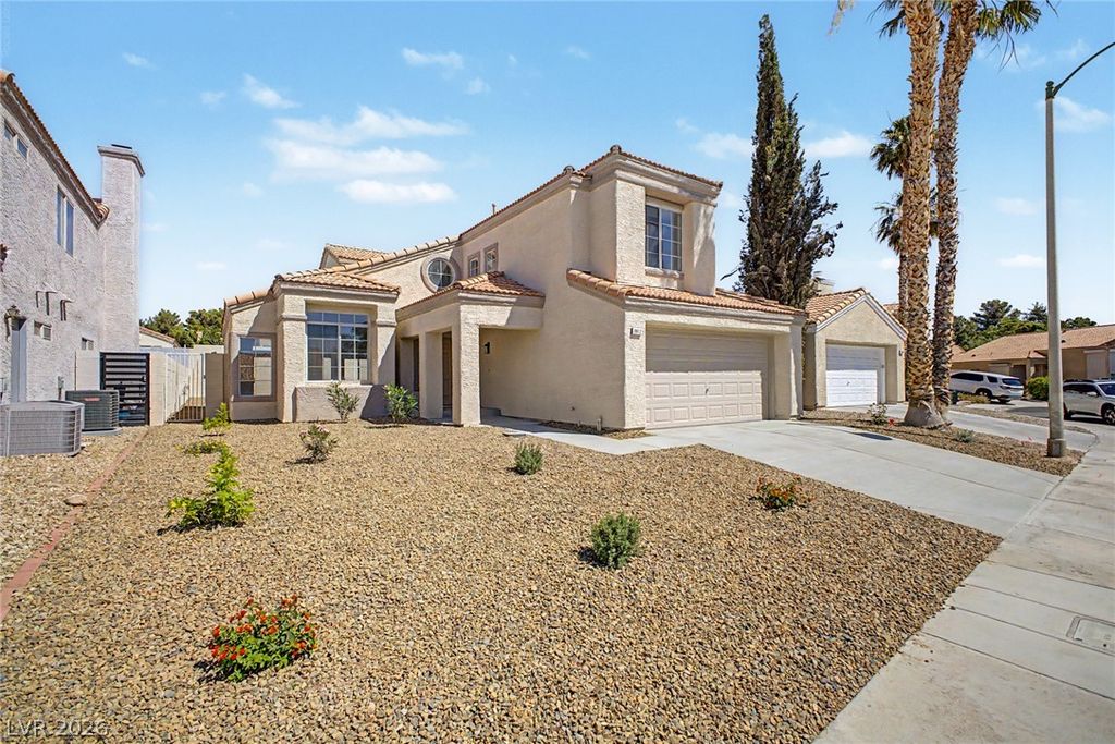 9812 Eagle Rock Court, Las Vegas, NV 89117 — photo 3