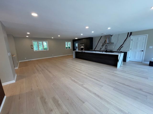 11110 Highland Drive, Naperville, IL 60564