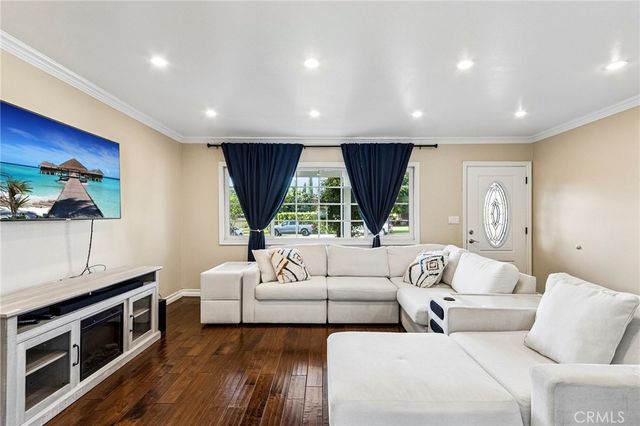 16748 E Bygrove, Covina, CA 91722