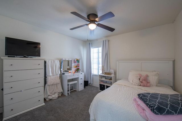 701 Mcarthur Avenue, Clovis, CA 93611