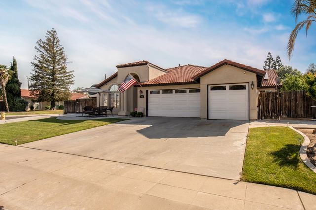 701 Mcarthur Avenue, Clovis, CA 93611