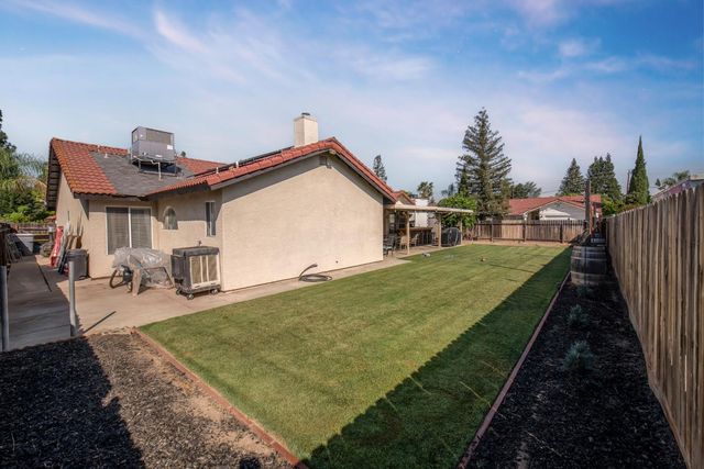 701 Mcarthur Avenue, Clovis, CA 93611