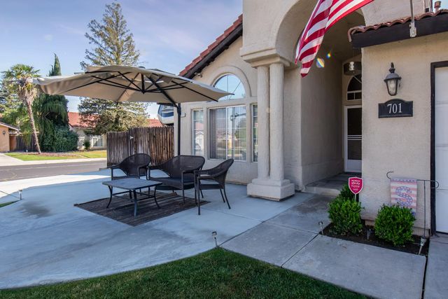 701 Mcarthur Avenue, Clovis, CA 93611