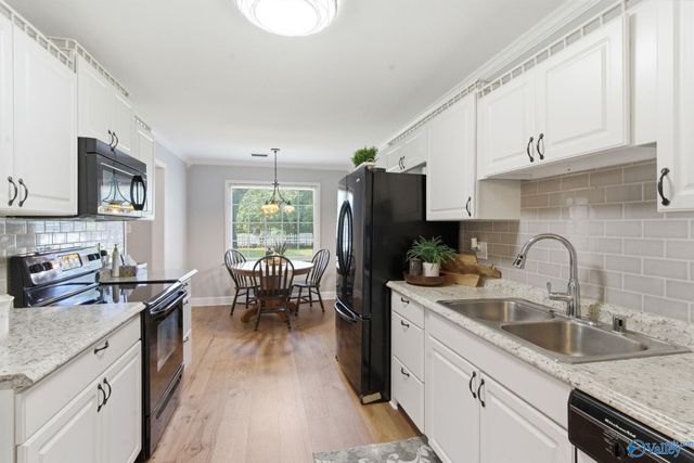 2102 Saint Andrews Street SW, Decatur, AL 35603
