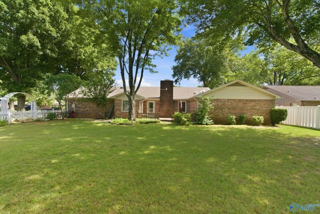 2102 Saint Andrews Street SW, Decatur, AL 35603