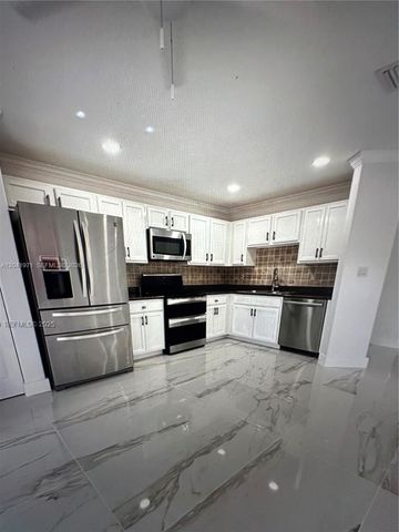 7001 SW 164th Ct 0, Miami, FL 33193