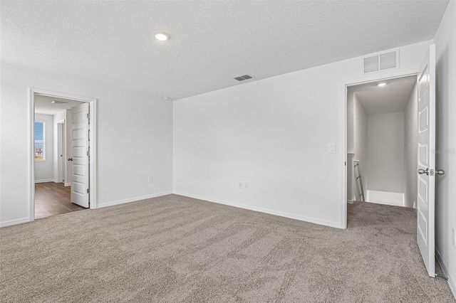 3914 LIMEKLIN FALLS LOOP, Davenport, FL 33837