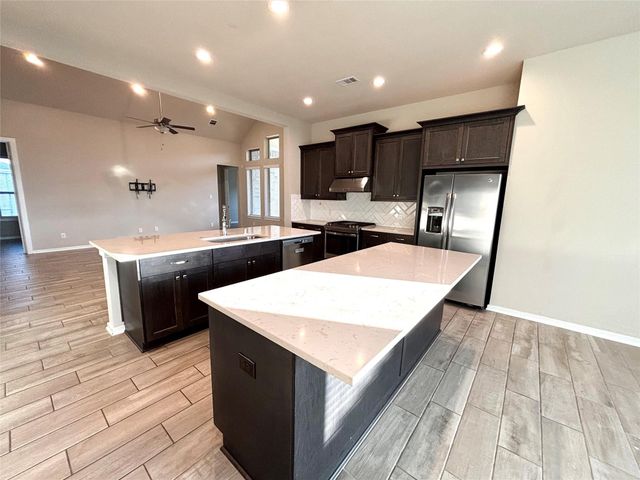 5806 Pecos Court, Manvel, TX 77578