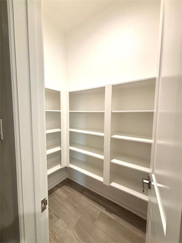 5806 Pecos Court, Manvel, TX 77578