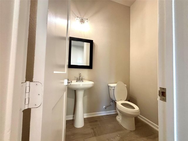 5806 Pecos Court, Manvel, TX 77578