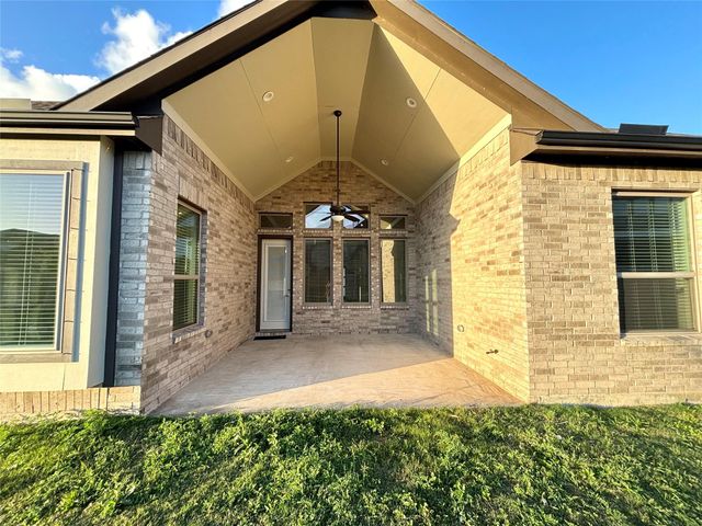 5806 Pecos Court, Manvel, TX 77578