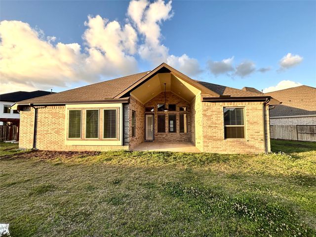 5806 Pecos Court, Manvel, TX 77578
