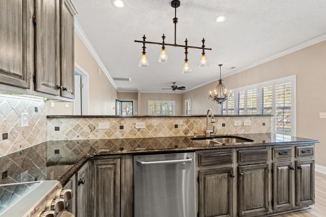 1019 Hickory Dr., Surfside Beach, SC 29575