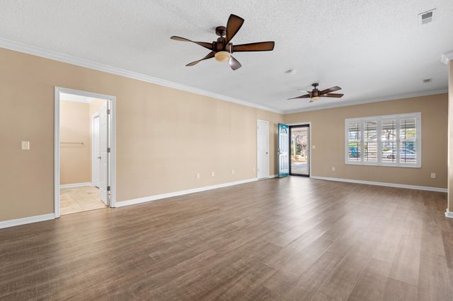 1019 Hickory Dr., Surfside Beach, SC 29575