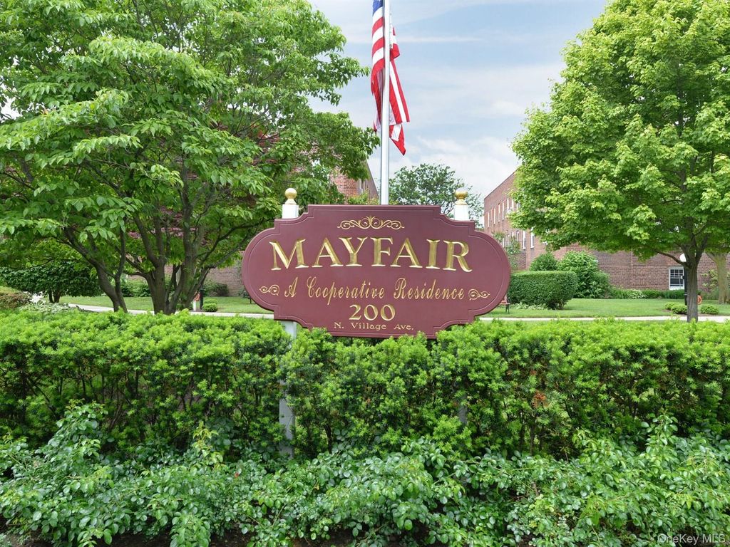 200 N Village Avenue A3, Rockville Centre, NY 11570