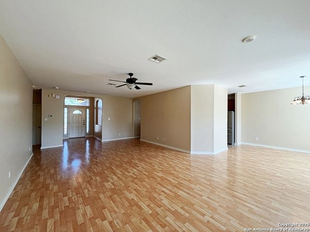 24519 Alamosa Falls, San Antonio, TX 78255