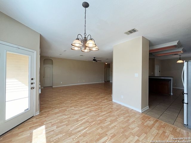 24519 Alamosa Falls, San Antonio, TX 78255