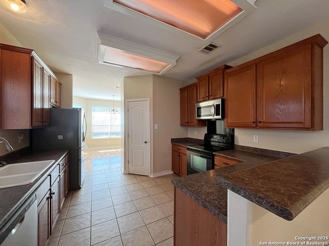 24519 Alamosa Falls, San Antonio, TX 78255