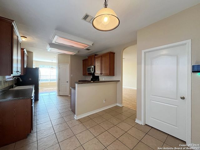 24519 Alamosa Falls, San Antonio, TX 78255