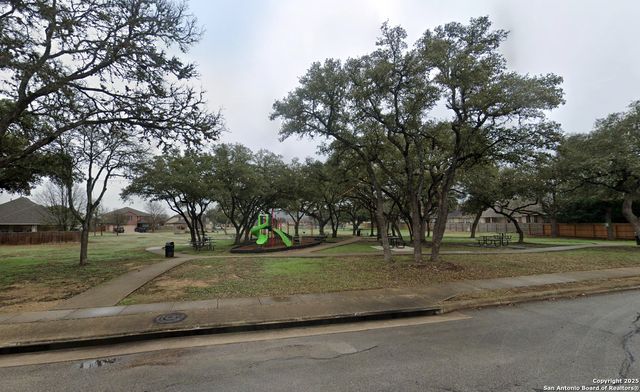 24519 Alamosa Falls, San Antonio, TX 78255