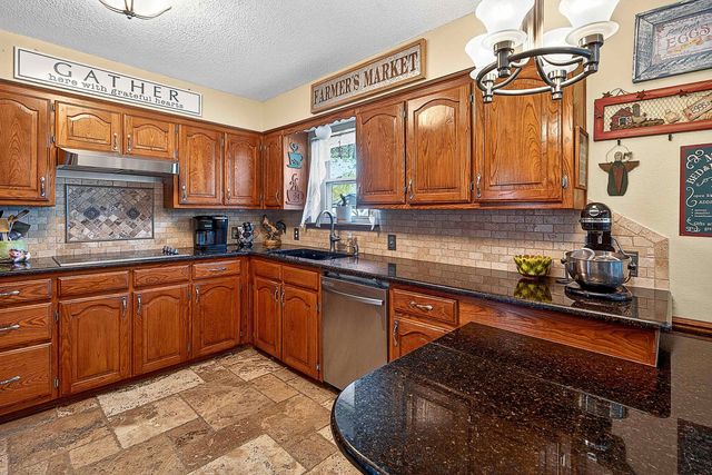 370 B & B Lane, Hallsville, TX 75650