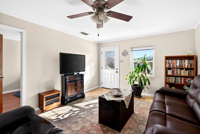 370 B & B Lane, Hallsville, TX 75650