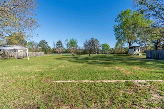 370 B & B Lane, Hallsville, TX 75650