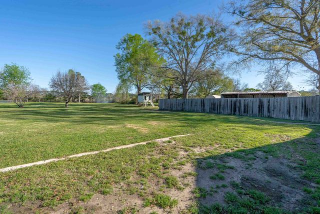 370 B & B Lane, Hallsville, TX 75650