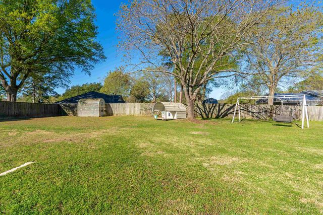 370 B & B Lane, Hallsville, TX 75650