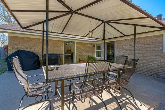 370 B & B Lane, Hallsville, TX 75650