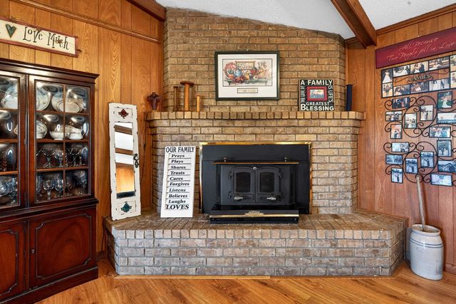 370 B & B Lane, Hallsville, TX 75650