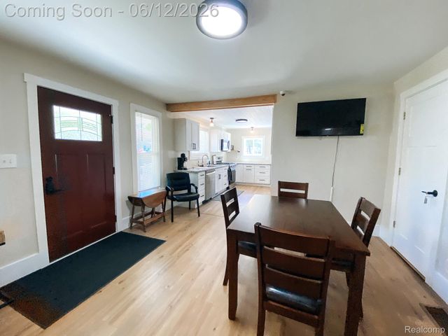 10514 Hamburg Road, Hamburg Township, MI 48189