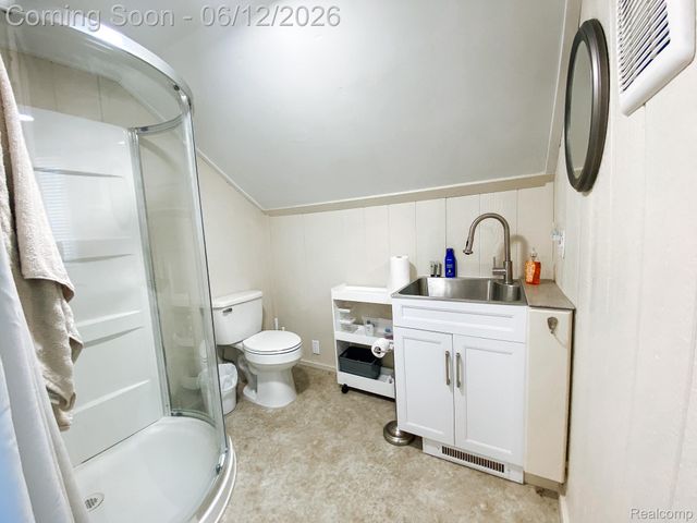 10514 Hamburg Road, Hamburg Township, MI 48189