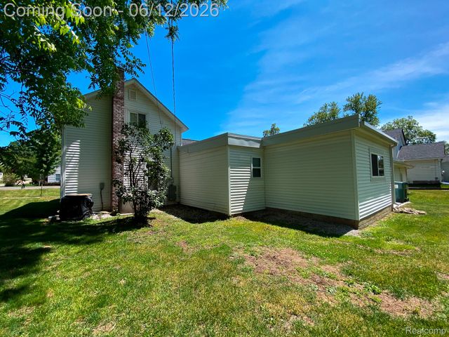 10514 Hamburg Road, Hamburg Township, MI 48189