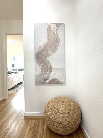 42 Lake Forest Drive, Daly City, CA 94015