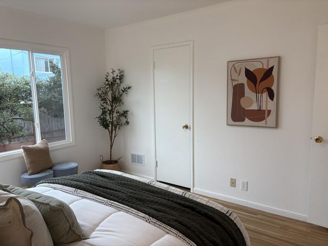 42 Lake Forest Drive, Daly City, CA 94015