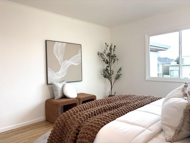 42 Lake Forest Drive, Daly City, CA 94015