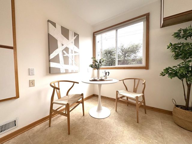 42 Lake Forest Drive, Daly City, CA 94015