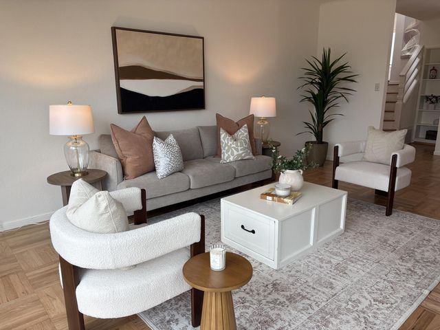 42 Lake Forest Drive, Daly City, CA 94015