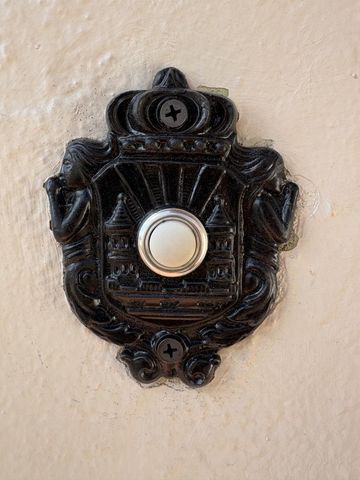 42 Lake Forest Drive, Daly City, CA 94015