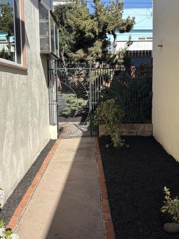 42 Lake Forest Drive, Daly City, CA 94015