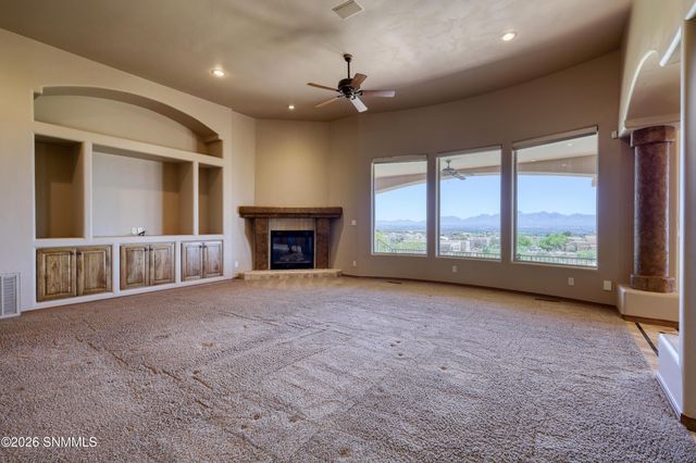 1301 Estancia Court, Las Cruces, NM 88007