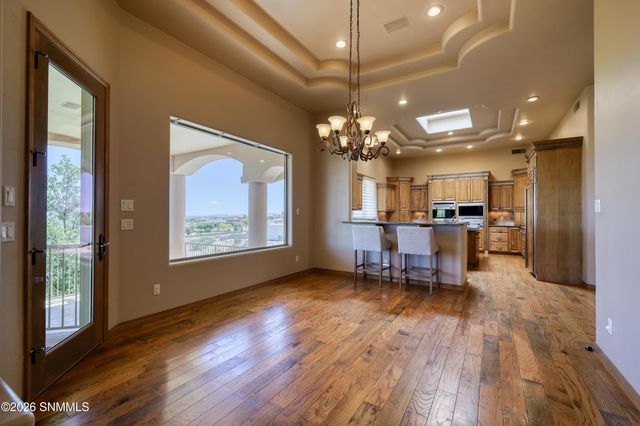 1301 Estancia Court, Las Cruces, NM 88007