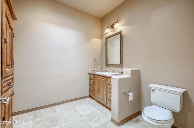 1301 Estancia Court, Las Cruces, NM 88007
