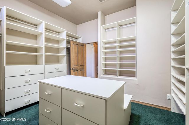 1301 Estancia Court, Las Cruces, NM 88007
