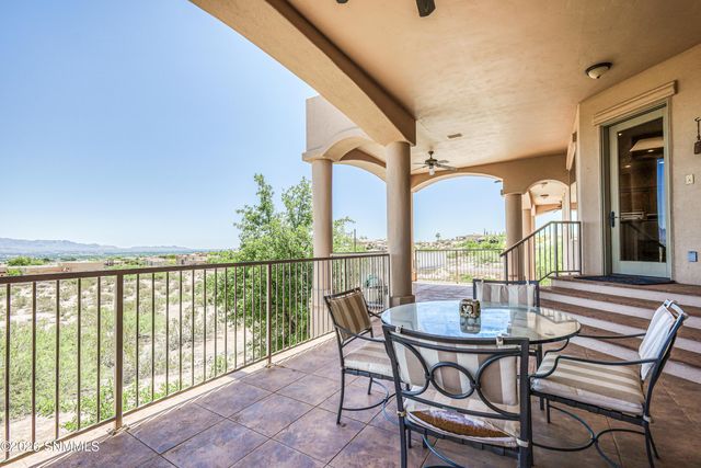 1301 Estancia Court, Las Cruces, NM 88007