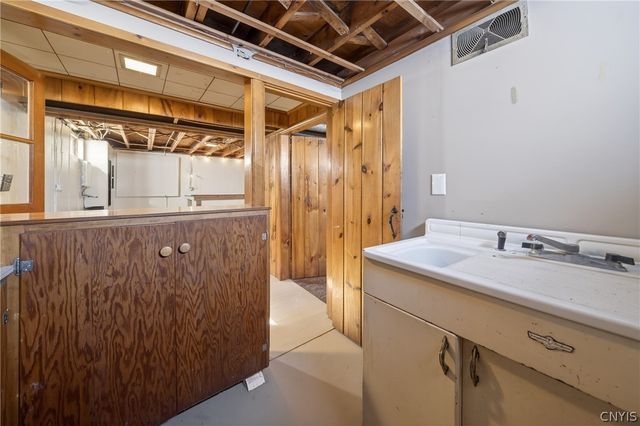 106 West Dauenhauer Street, Manlius, NY 13057