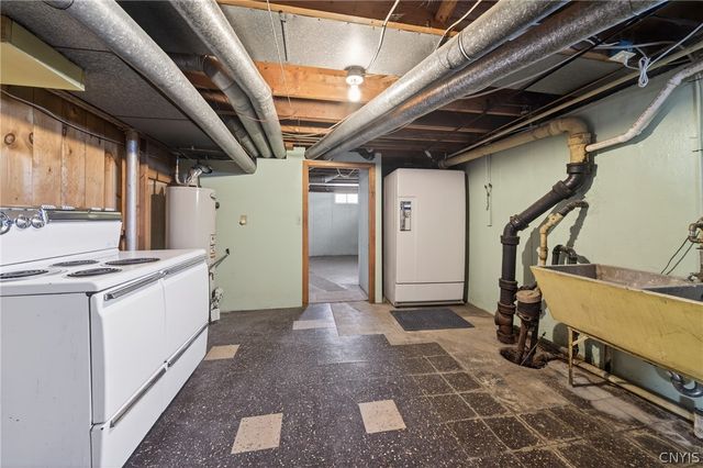 106 West Dauenhauer Street, Manlius, NY 13057