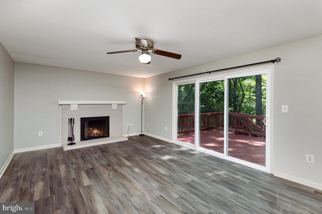 14591 ESTATE DR, Woodbridge, VA 22193